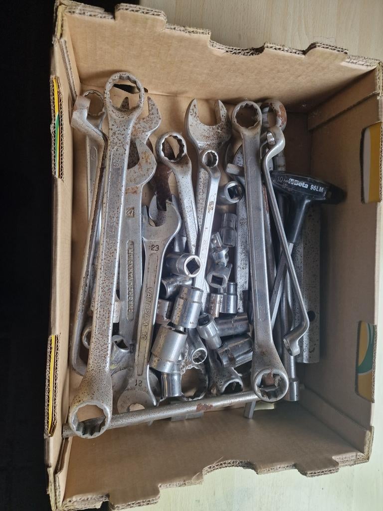 .A vendre clefs, douilles,marque bêta,Chrome vanadium,la cai, Enlèvement, Comme neuf