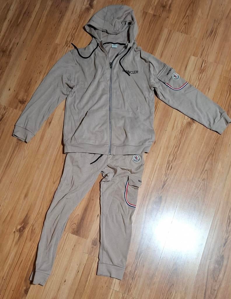 Moncler ensemble, maat L, Kleding | Dames, Ophalen, Beige, Moncler, Maat 42/44 (L)