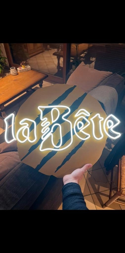 Rare enseigne au néon pour la bière la Bête, Enlèvement ou Envoi, Neuf, Table lumineuse ou lampe (néon)