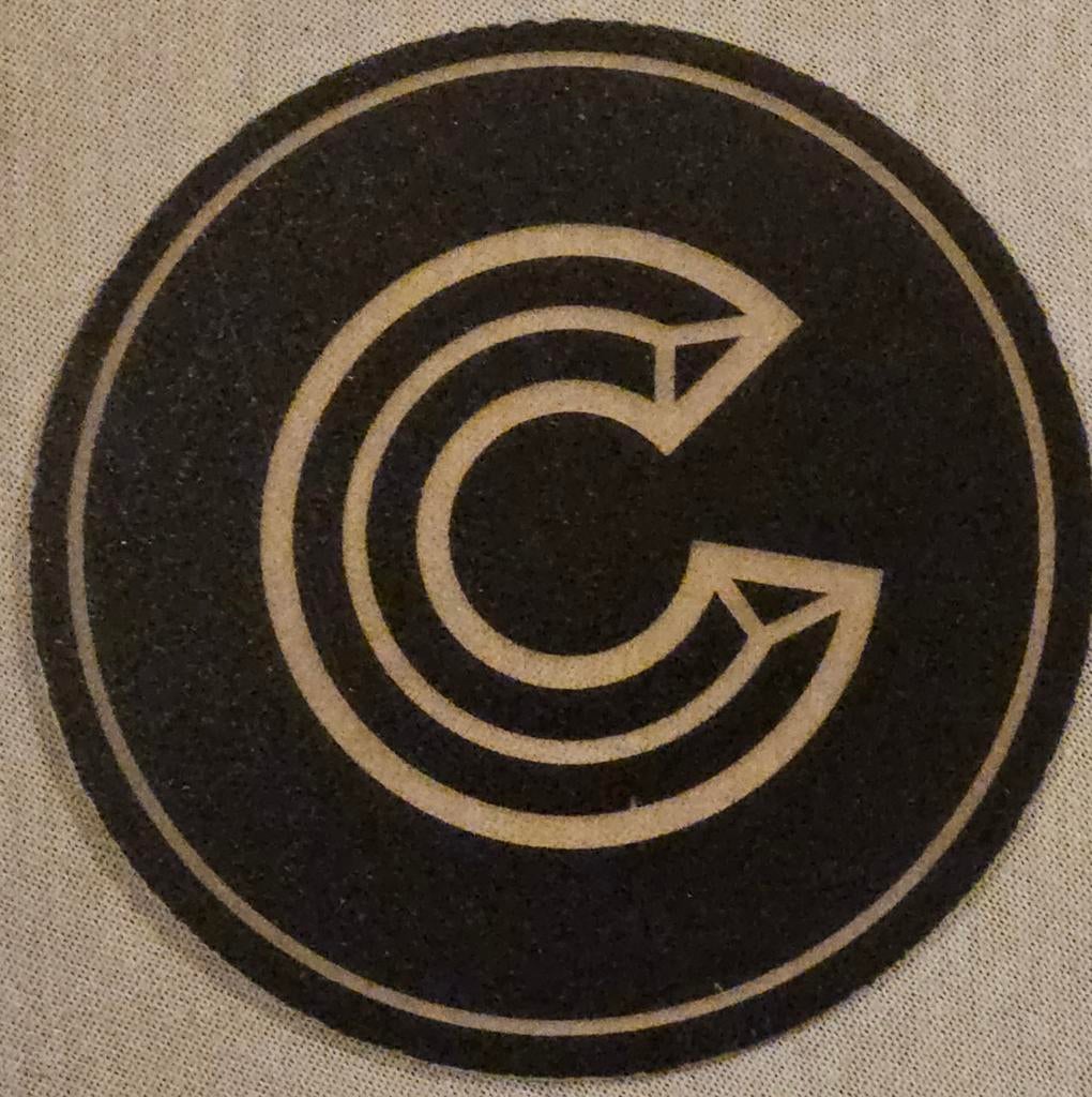 Coussin en PVC Coco Chanel
Ce logo avec la lettre e, Enlèvement ou Envoi