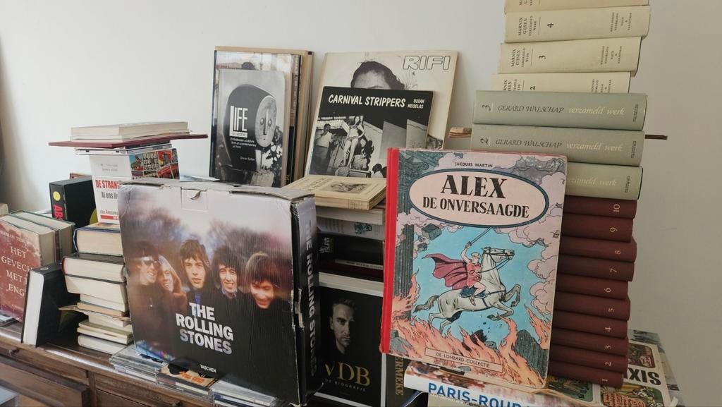 Ik zoek boekenverzamelingen over film, hedendaagse kunst, .., Boeken, Film, Tv en Media, Ophalen of Verzenden
