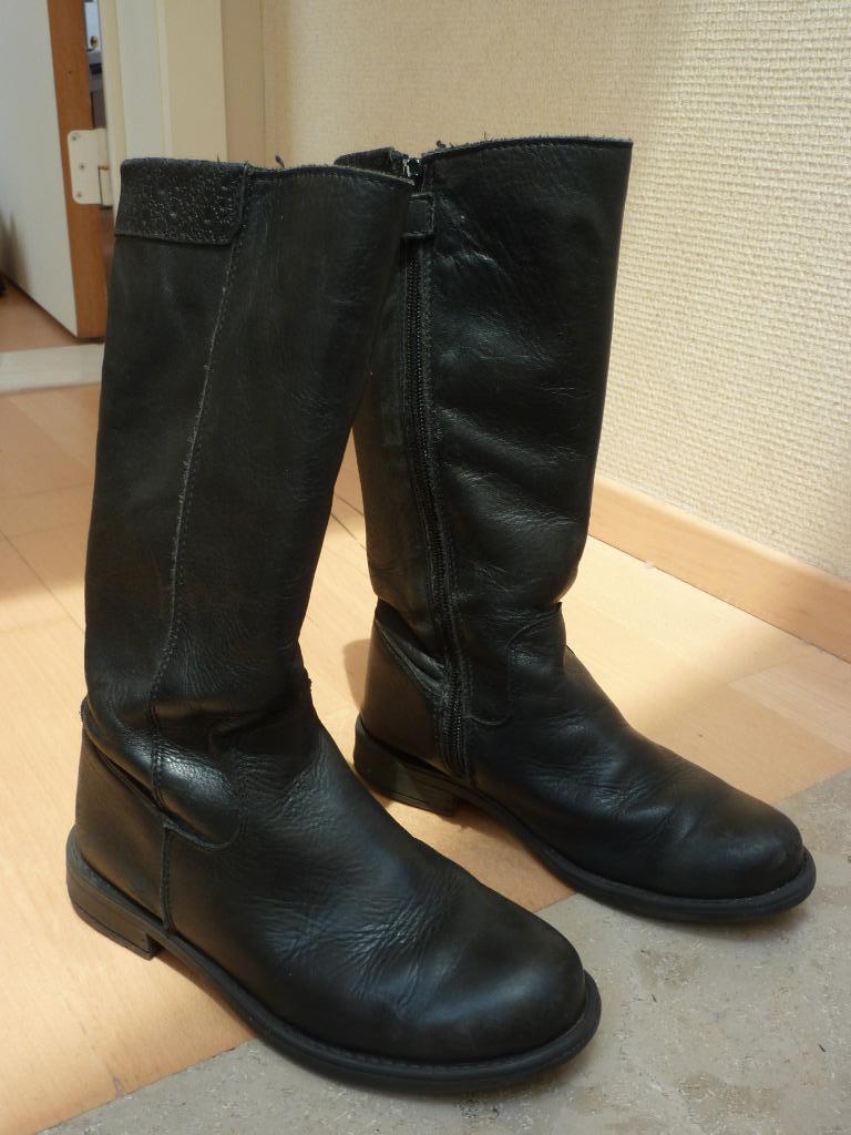 Bottes en cuir Nörvick - taille 32 - comme neuves, Enfants & Bébés, Vêtements enfant | Chaussures & Chaussettes, Neuf, Bottes