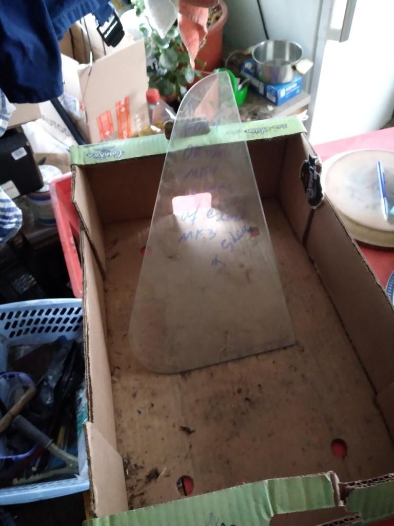 Rechter driehoekige ruit ford orion mk1, Auto-onderdelen, Ophalen of Verzenden, Ford