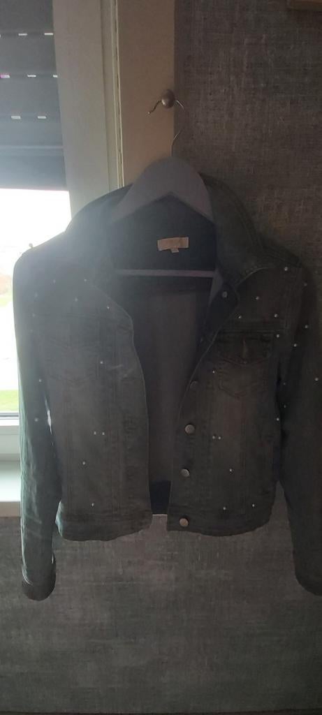 Vrouwenjas, Ophalen, Zo goed als nieuw, Maat 34 (XS) of kleiner
