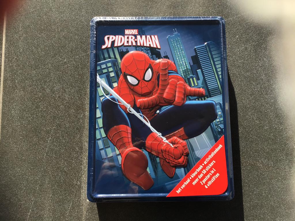 Spider-Man box in metaal reliëf, Hobby & Loisirs créatifs, Enlèvement ou Envoi, Neuf