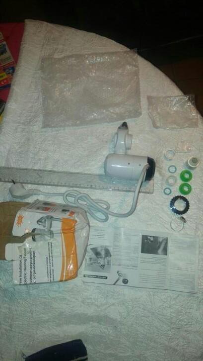 Chauffe eau instantané compact heater water robinet 1800w, Enlèvement ou Envoi