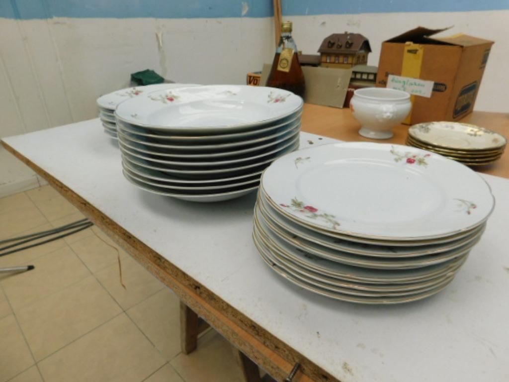 Kantersteen servies, Huis en Inrichting, Keuken | Servies, Ophalen, Gebruikt, Bord(en), Overige stijlen