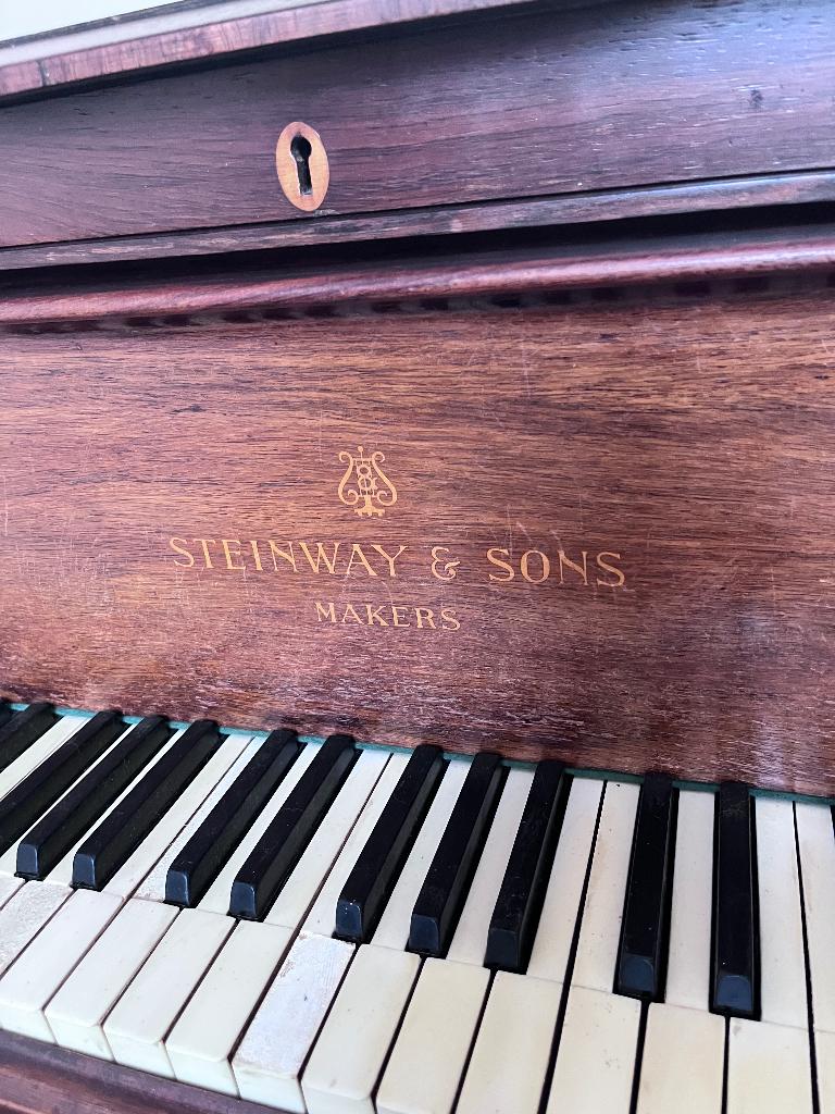 Vleugelpiano Steinway, Ophalen, Zo goed als nieuw, Bruin, Vleugel