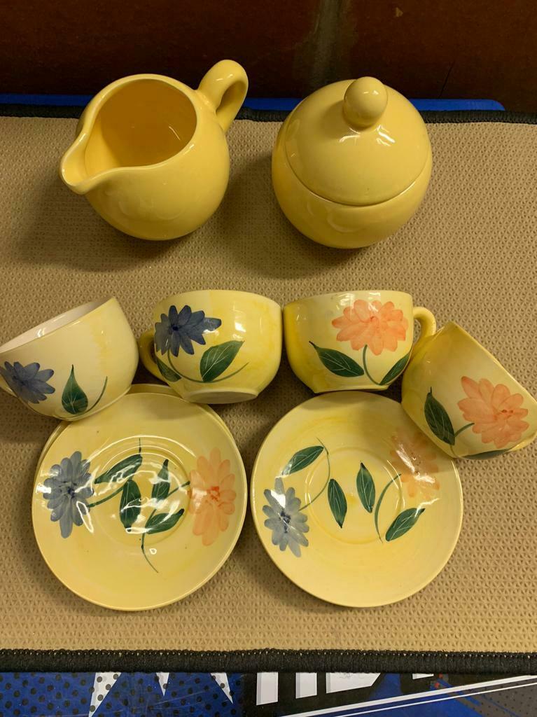 Servies met melk en suikerpot, Huis en Inrichting, Keuken | Servies, Ophalen, Zo goed als nieuw