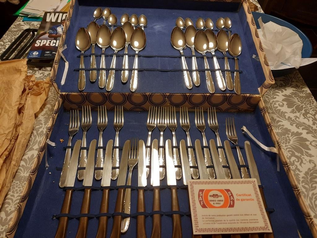 Bestekkoffer , volledig ! 25  euro ., Ophalen of Verzenden