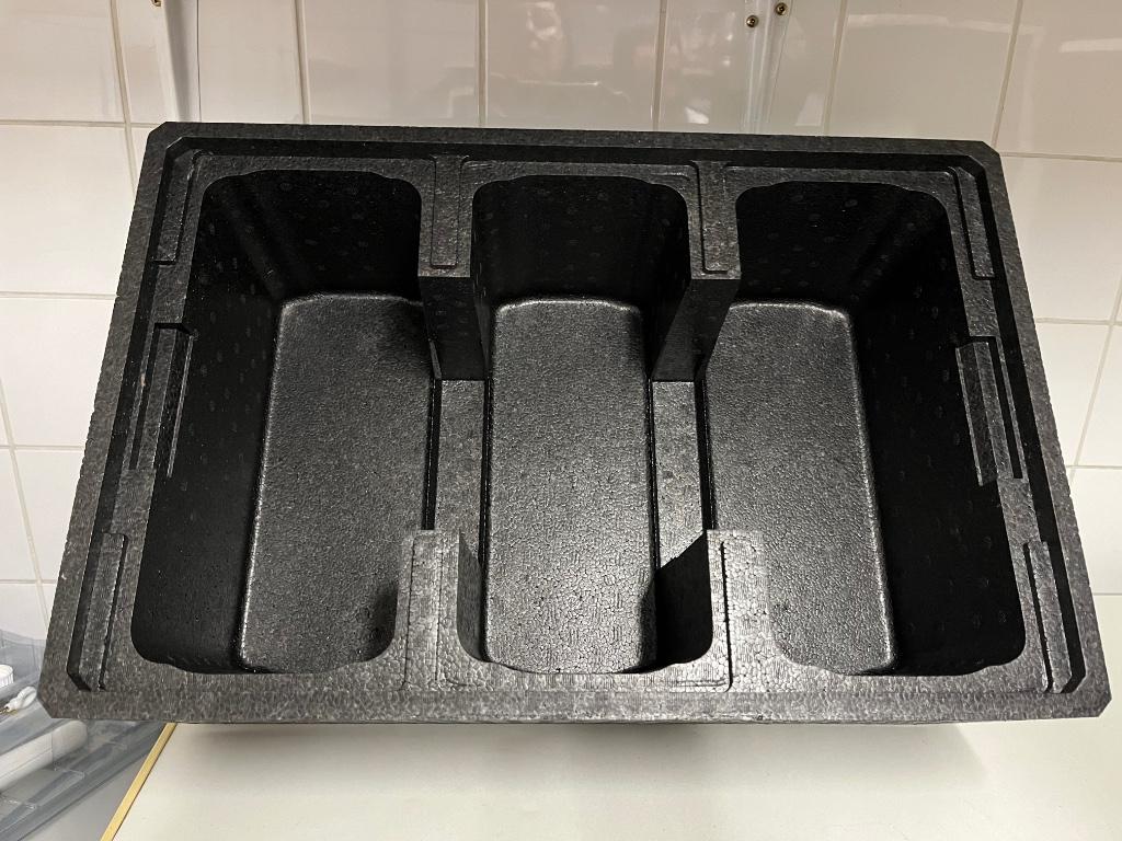 Thermobox nouveau42l pour transporter 3 bacs de 5 l de glace, Ophalen, IJs