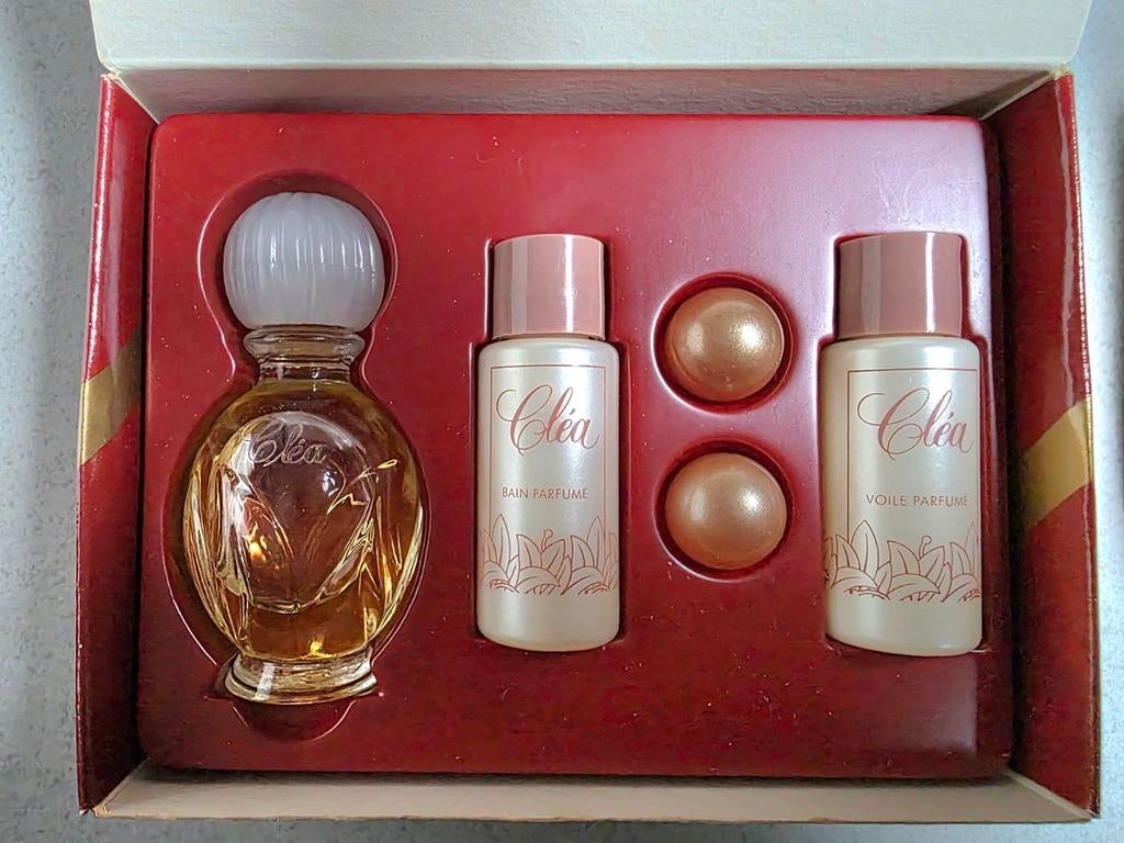 Cléa : Yves Rocher ... ongeopend, Collections, Enlèvement ou Envoi