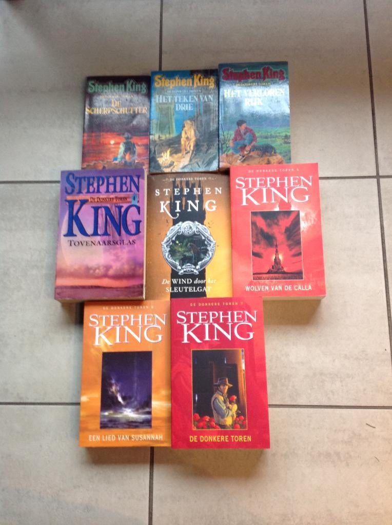 STEPHEN KING - DE DONKERE TOREN, Boeken, Fantasy, Ophalen