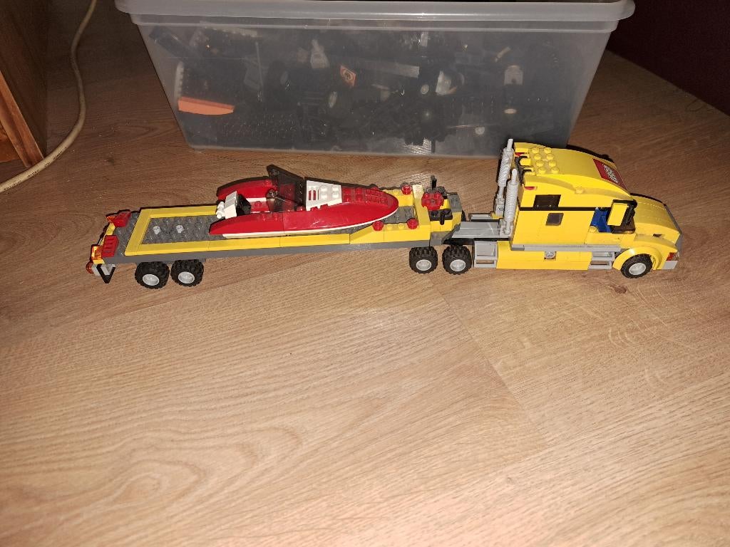 Lego vrachtwagen + Hovercraft, Hobby en Vrije tijd, Overige Hobby en Vrije tijd, Gebruikt, Ophalen of Verzenden