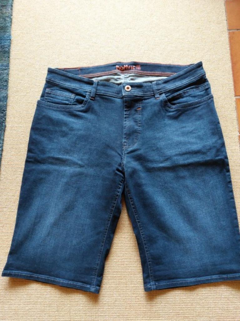 Heren Bermuda "Hattric" Jeans  donkerblauw, Enlèvement ou Envoi, Neuf, Bleu, Hattric