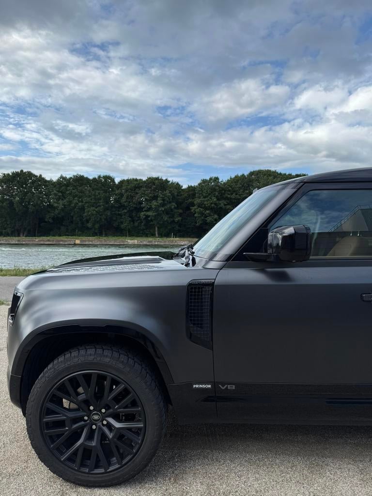 Land Rover Defender 5.0 V8 édition Carpates Kahn et Miltek, Autos, Entreprise, Achat, Defender
