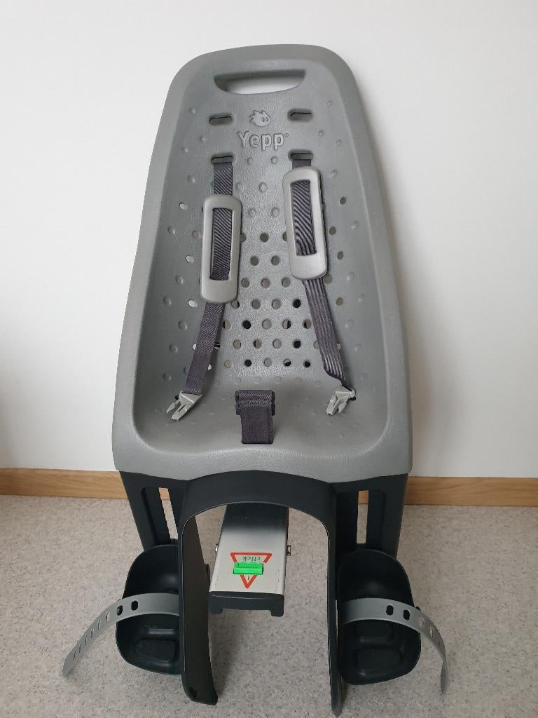 Fietsstoeltje Yepp maxi met zadelbuisbevestiging, Enlèvement, Comme neuf, Yepp (Thule), Repose-pieds