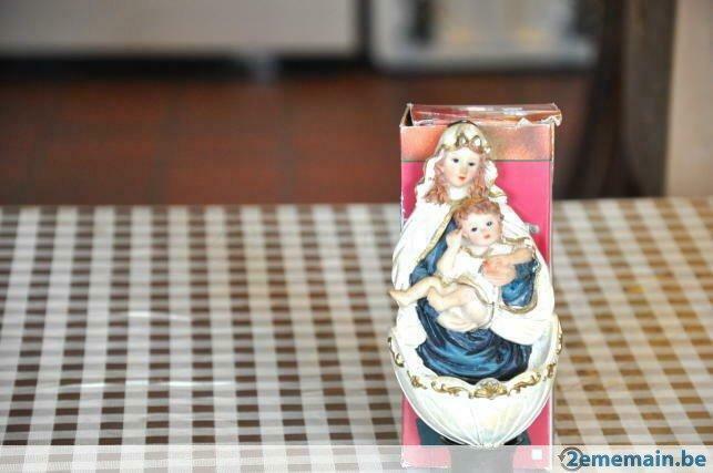 benitier en resine vierge a l'enfant (d), Enlèvement ou Envoi