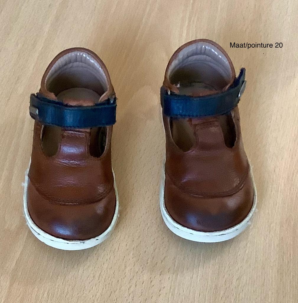 Chaussures Aster brunes pointure 20, Enlèvement ou Envoi, Utilisé, Bottines