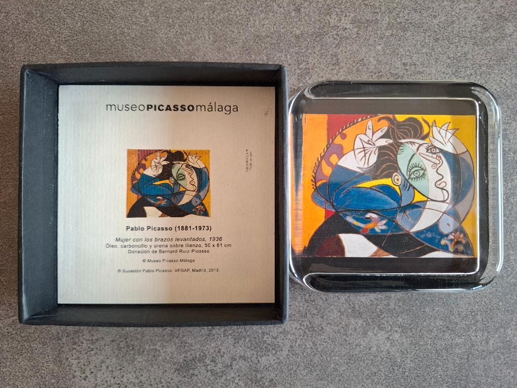 Presse-papier Picasso Musée de Malaga, Antiquités & Art, Antiquités | Verre & Cristal, Enlèvement