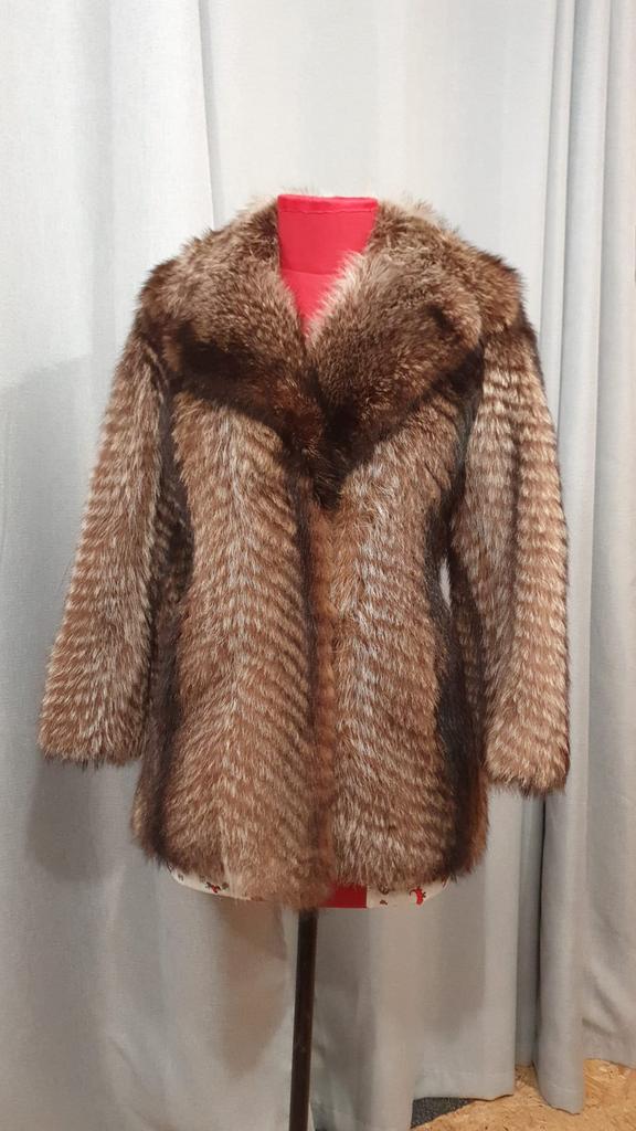 Veste marmotte véritable T40 Fabrication Paris - état neuf, Anguilante sœurs Paris, Enlèvement, Comme neuf, Taille 38/40 (M)