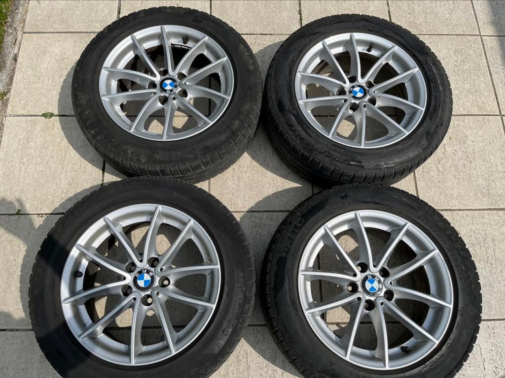 4x Jantes originales 17" BMW 6787575 avec pneus, Autos : Pièces & Accessoires, Pneus & Jantes, Pneus et Jantes, Pneus hiver, Véhicule de tourisme