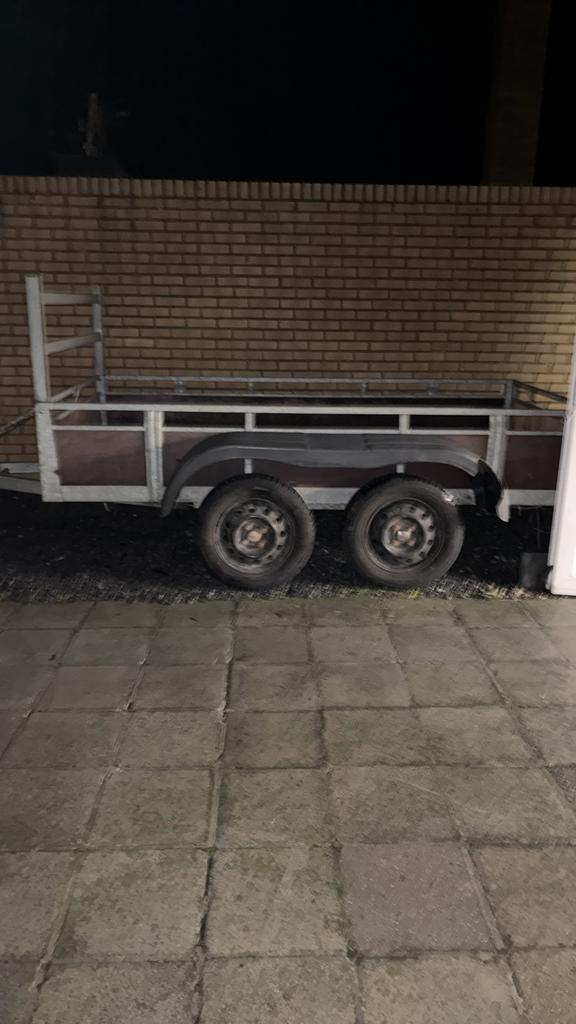 Transport avec (remorque(pas a vendre), Ophalen