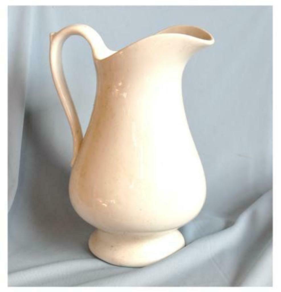 §pichet en faience blanche boch, Antiquités & Art, Enlèvement ou Envoi