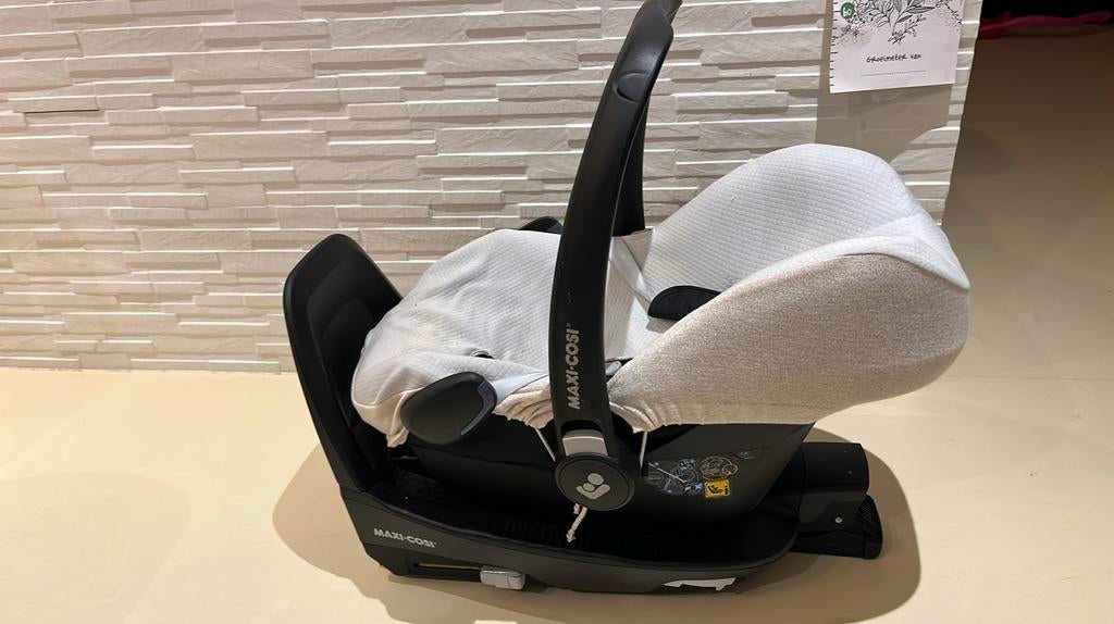 Maxi cosi met isofix, Ophalen, Zo goed als nieuw, Isofix