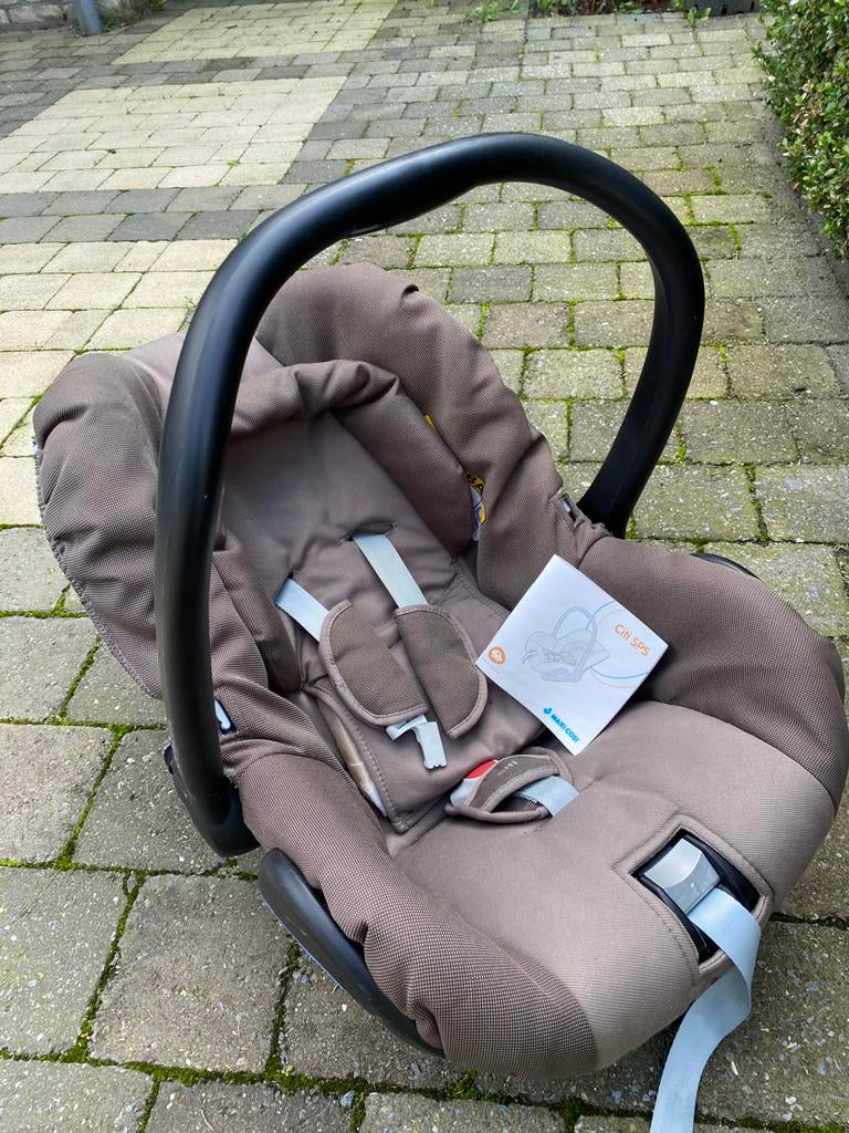 Maxi cosi, d'occasion et en bon état, Ceinture de sécurité, Protection latérale, Enlèvement, Utilisé