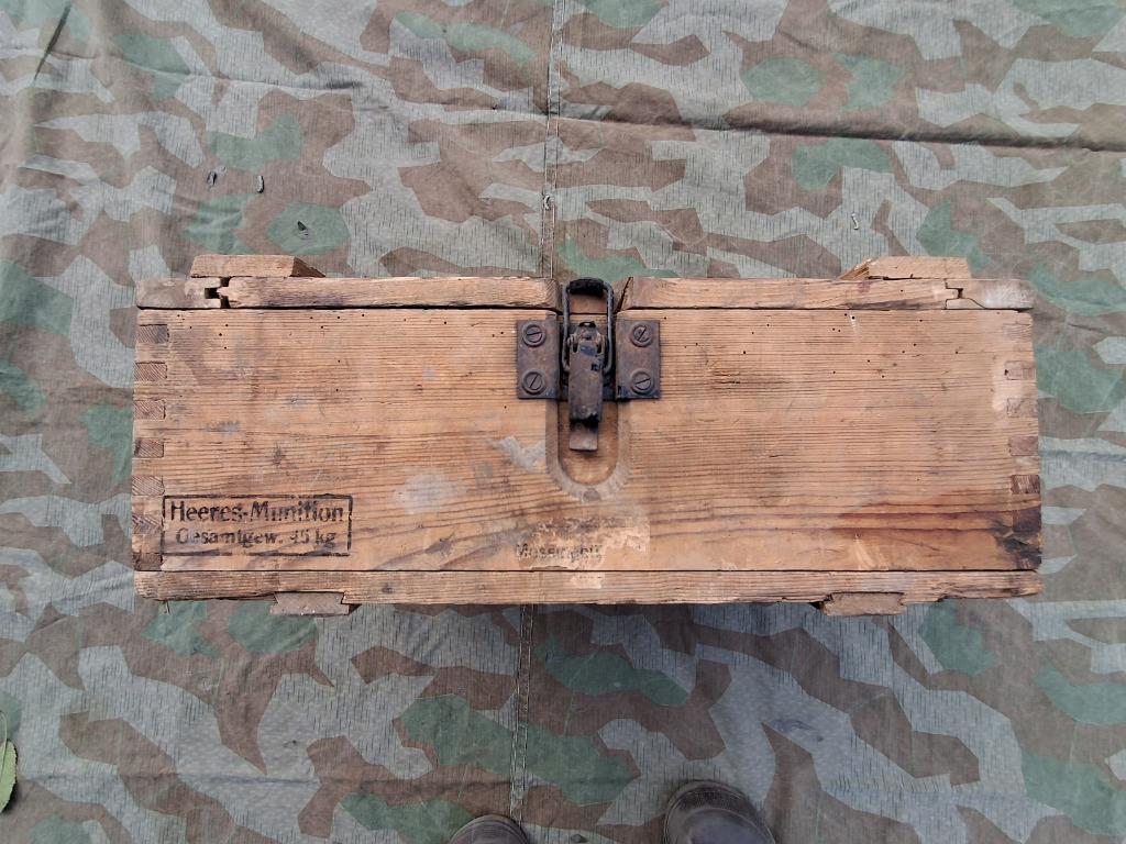Prachtige Duitse kist WW2 voor MG 1943, Verzamelen, Ophalen of Verzenden, Landmacht, Kist of Geocache