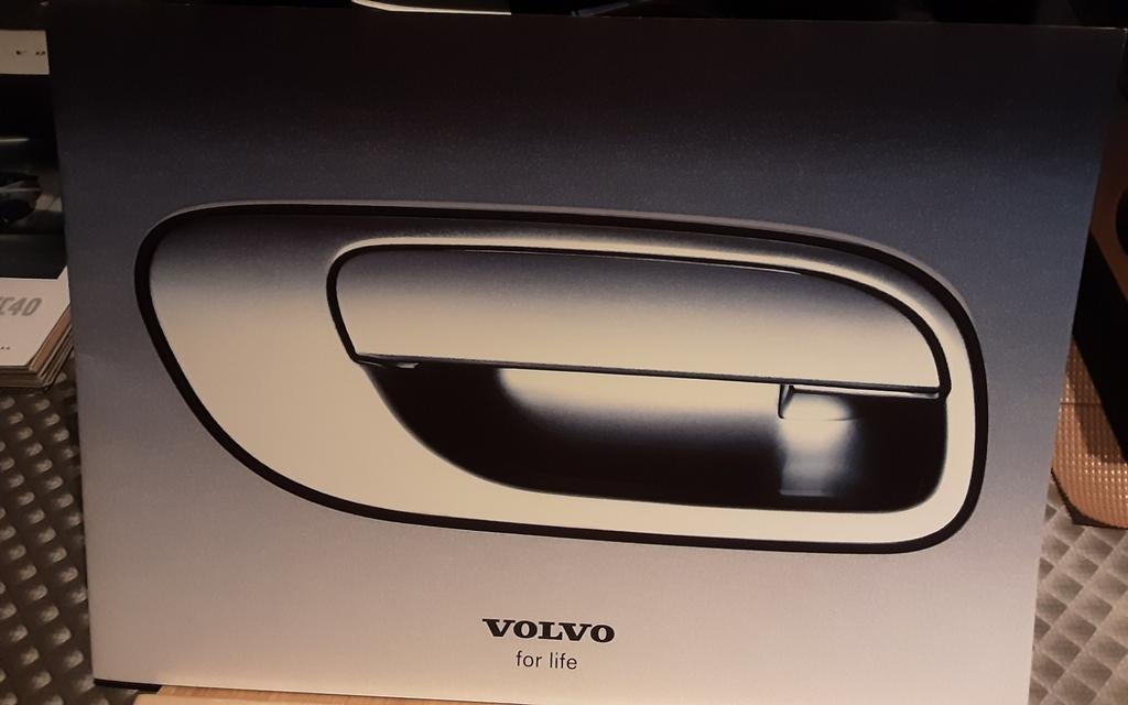 Volvo gamma brochure, Boeken, Auto's | Folders en Tijdschriften, Ophalen of Verzenden, Zo goed als nieuw, Volvo