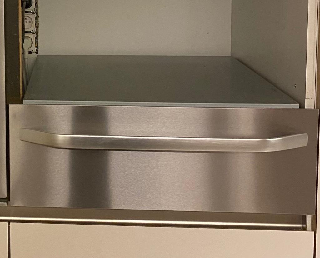 AEG: Warmhoudlade voor uitgeruste keuken, Ophalen, Minder dan 45 cm, Oven, Hete lucht