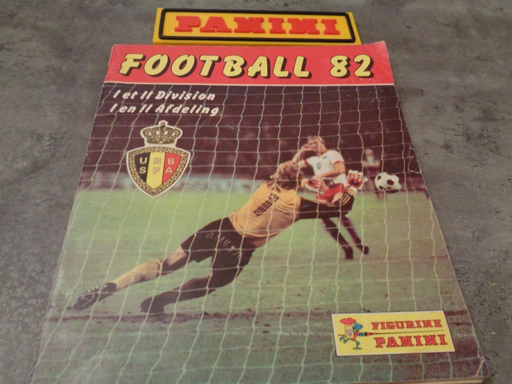 PANINI STICKER ALBUM VOETBAL FOOTBALL 82  anno 1982 VOETBAL, Verzenden, Sticker