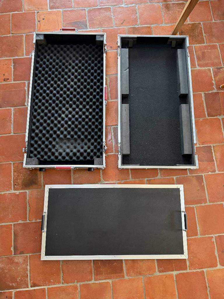Pedal Board et Flycase Gator, Musique & Instruments, Instruments à corde | Guitares | Électriques, Utilisé, Autres marques, Enlèvement