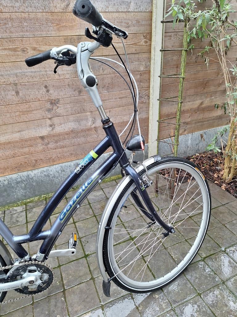 Gazelle damesfiets, Ophalen, Gazelle