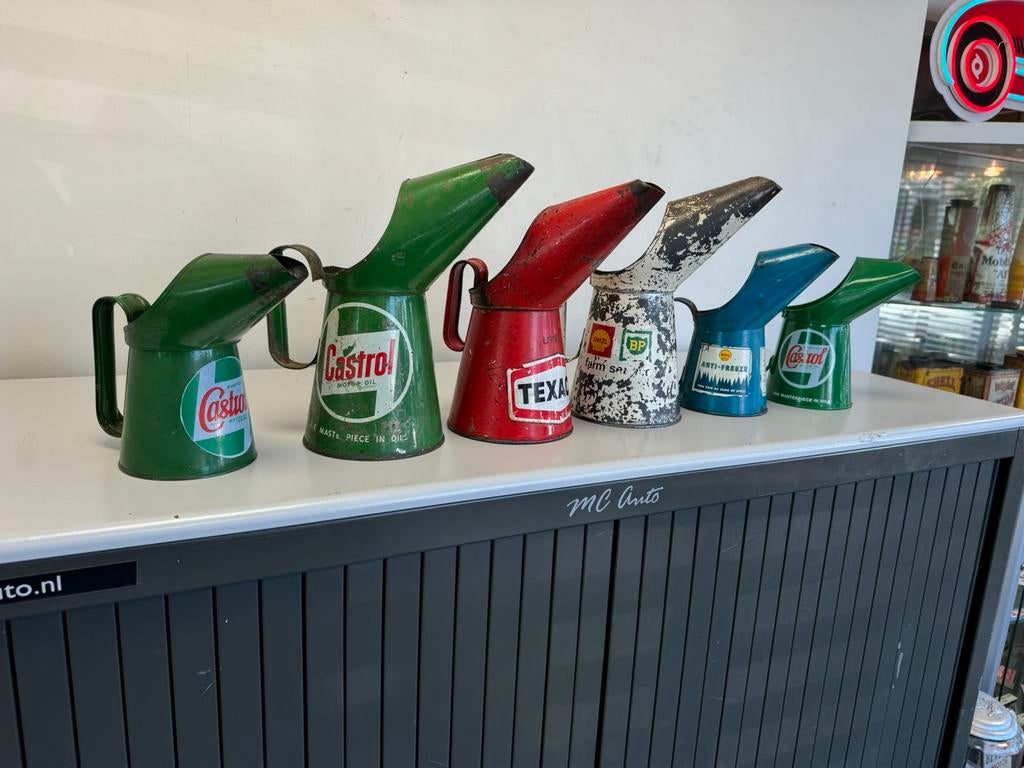 Oude garage schenk kannen, Verzamelen, Ophalen of Verzenden, Gebruikt, Verpakking