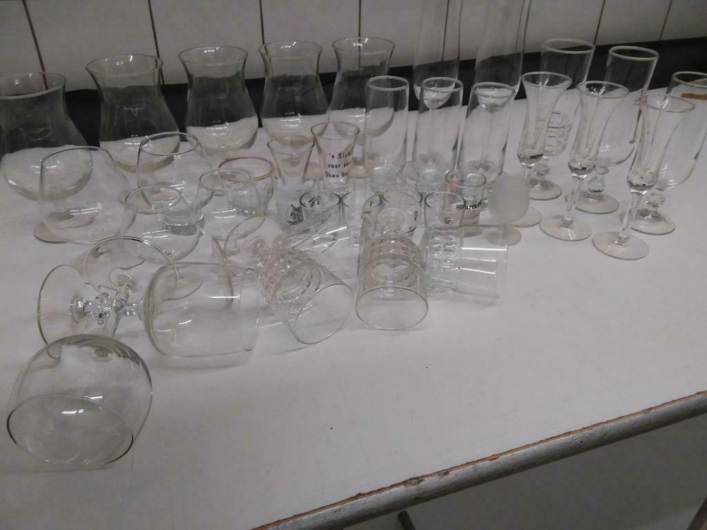 Lot glazen, wijnglazen, glazen, Ophalen of Verzenden, Zo goed als nieuw