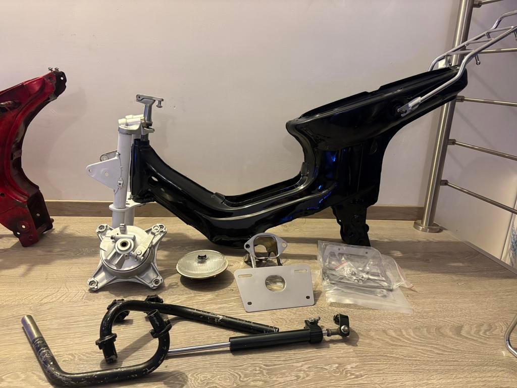 Honda chaly (replica), Fietsen en Brommers, Ophalen of Verzenden, Zo goed als nieuw