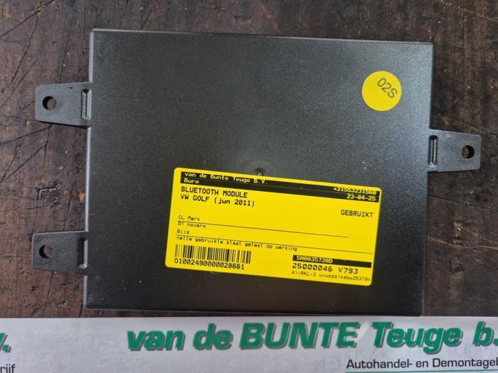 Bluetooth module van een Volkswagen Golf, Auto-onderdelen, Elektronica en Kabels, Volkswagen, Gebruikt, 3 maanden garantie, Ophalen of Verzenden