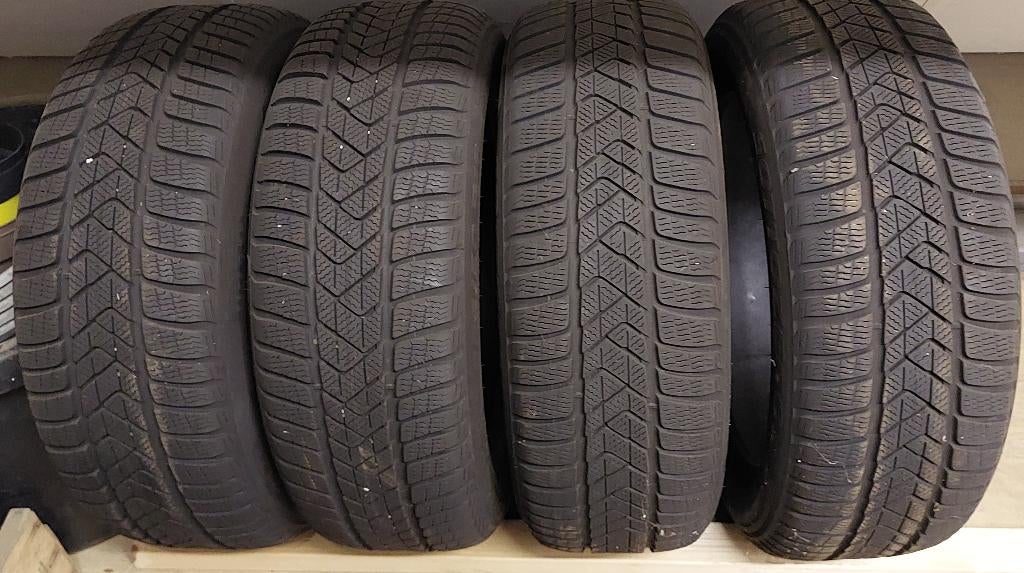 Winterbanden, Auto-onderdelen, Banden en Velgen, Ophalen, 18 inch, Gebruikt, Winterbanden