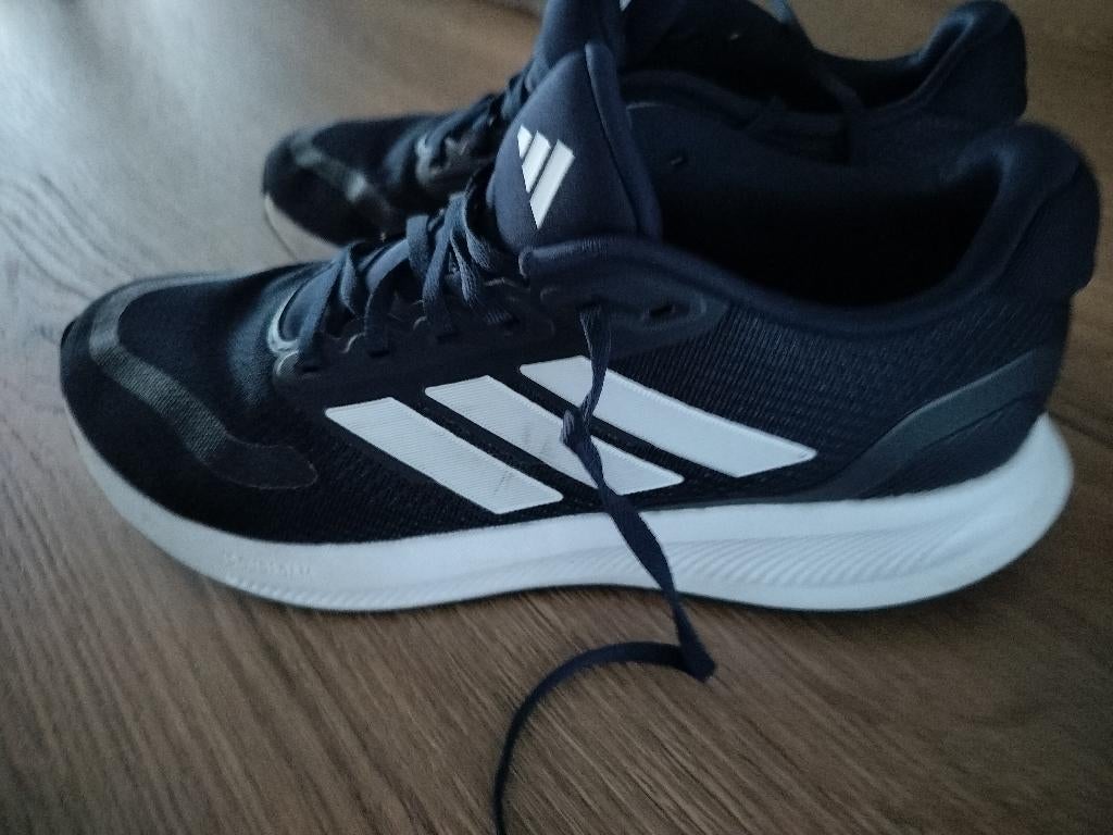 Adidas runfalcon 5 sportschoenen maat 43, Sports & Fitness, Course, Jogging & Athlétisme, Adidas, Course à pied, Enlèvement ou Envoi