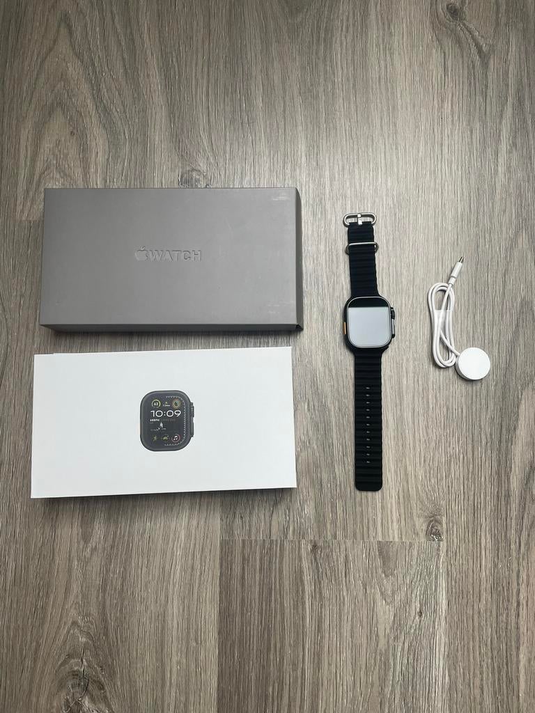 Apple Watch Ultra 2 en titane, Enlèvement ou Envoi, GPS, Comme neuf