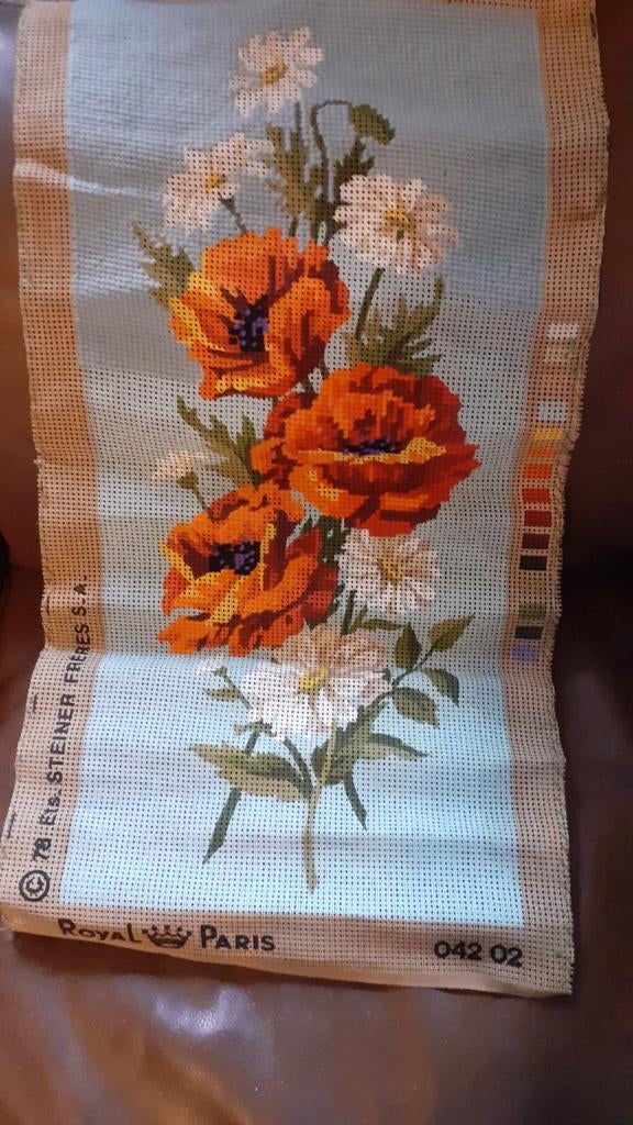 canevas broderie en laine a terminer fleur des champs, Hobby & Loisirs créatifs, Enlèvement ou Envoi, Utilisé