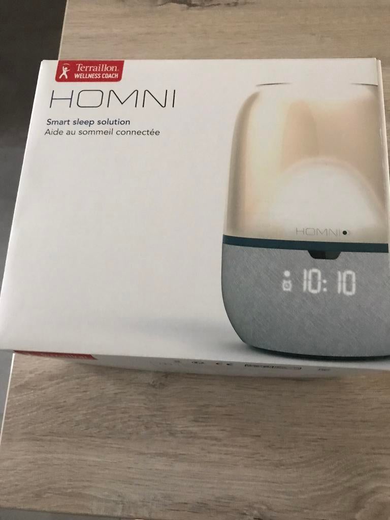 Homni intelligente wekker, Enlèvement