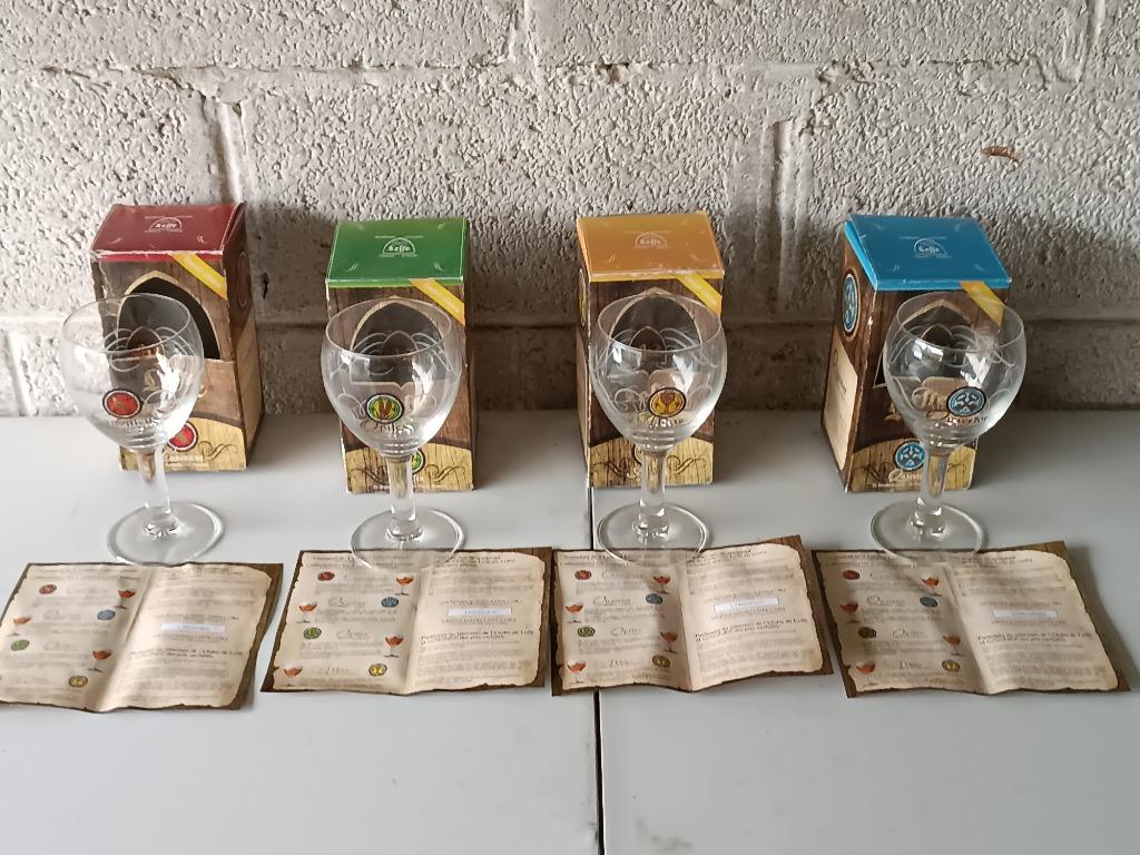 A vendre 4 verres leffe de collection, Ophalen, Zo goed als nieuw, Glas of Glazen, Leffe