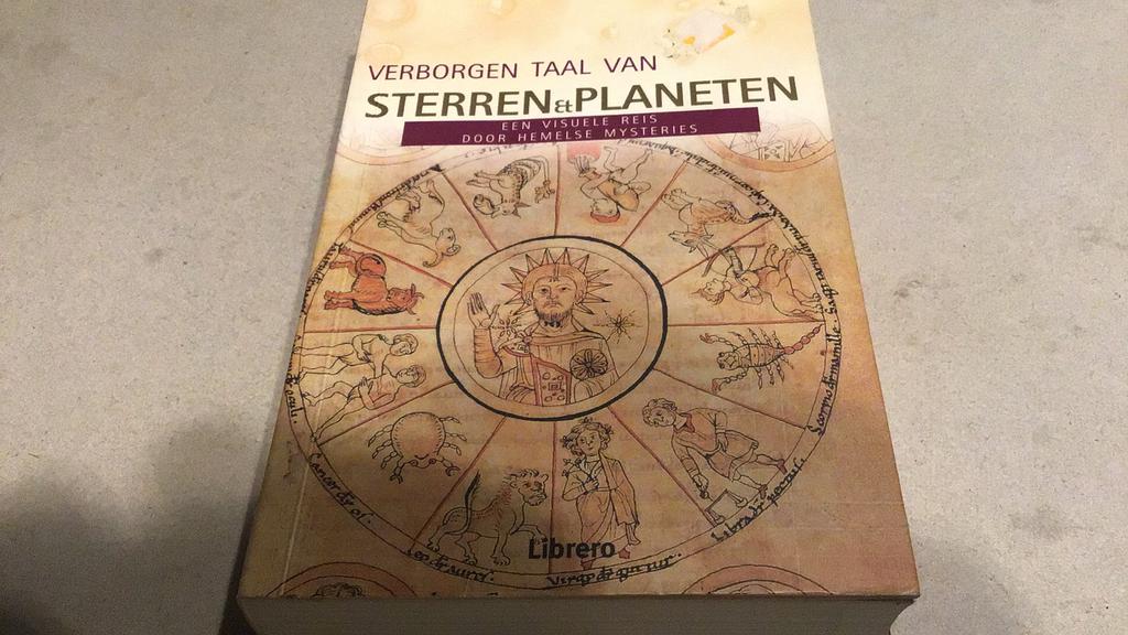 G. Cornelius - Verborgen taal van sterren en planeten(f2), Ophalen of Verzenden, Gelezen, G. Cornelius; P. Devereux