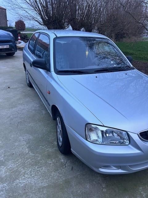Hyundai Accent 1.3 Benzine – Automaat – Slechts 127.000 km!, Auto's, Hyundai, Automaat, Accent, Grijs, Particulier