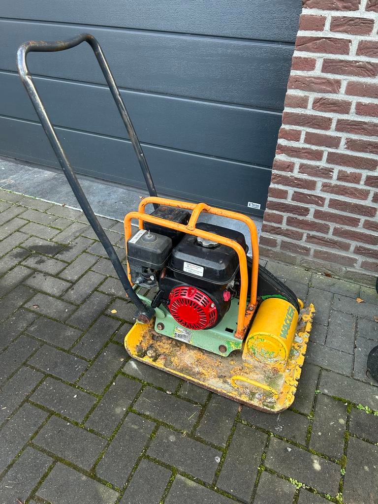 Te huur Trilplaat Wacker 65 kilo benzine, Ophalen, Gebruikt, Overige soorten, Wacker