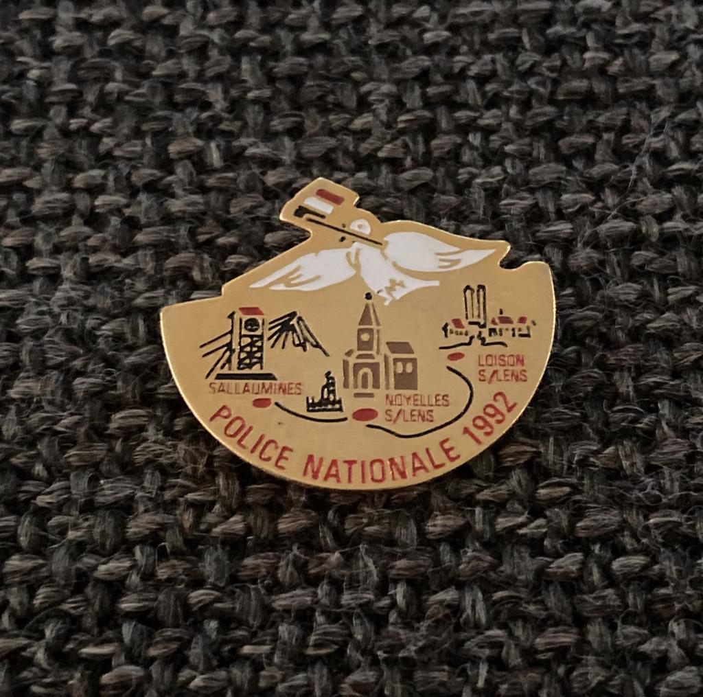 PIN - POLICE NATIONALE - FRANCE - POLITIE - FRANKRIJK, Verzenden, Gebruikt, Overige onderwerpen, Speldje of Pin
